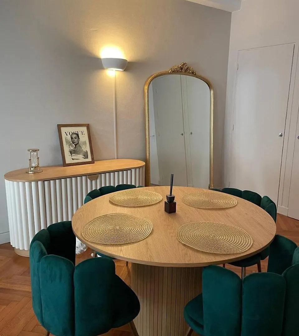 Cozy Flat In Central Nice 0*,